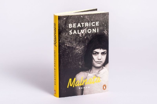 Buchcover und Innenansicht für das Buch: La Malnata