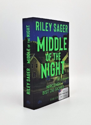 Buchcover und Innenansicht für das Buch: Middle of the Night