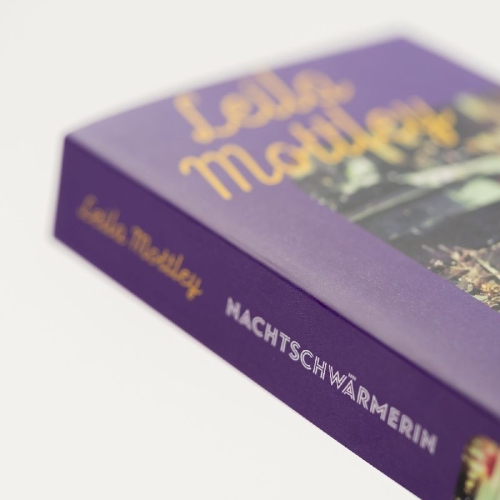 Buchcover und Innenansicht für das Buch: Nightcrawling