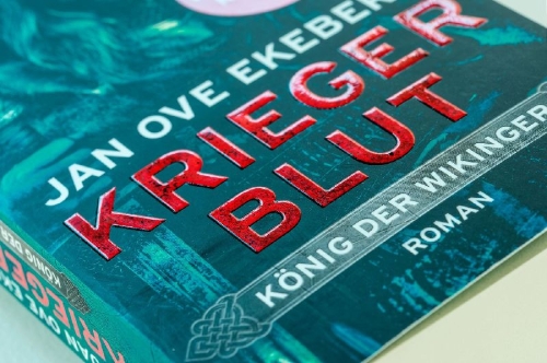 Buchcover und Innenansicht für das Buch: Den siste Vikingkongen - Djevelens rytter