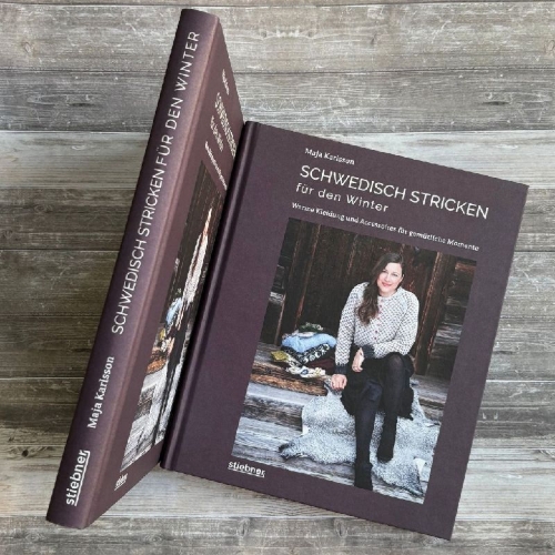 Buchcover und Innenansicht für das Buch: Schwedisch stricken für den Winter
