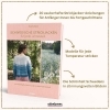 Buchcover und Innenansicht für das Buch: Schwedische Strickjacken für jede Jahreszeit
