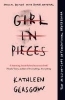 Buchcover und Innenansicht für das Buch: Girl in Pieces
