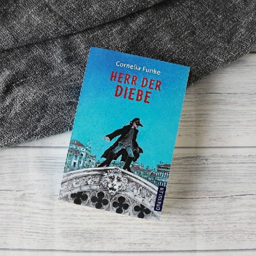 Buchcover und Innenansicht für das Buch: Herr der Diebe
