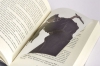 Buchcover und Innenansicht für das Buch: Leave Me Behind