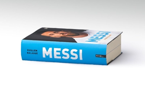 Buchcover und Innenansicht für das Buch: MESSI. Die ultimative Biografie des Weltmeisters