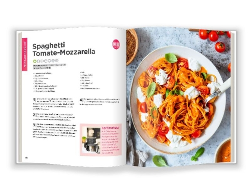 Buchcover und Innenansicht für das Buch: monsieur cuisine by ZauberMix - Basis-Kochbuch