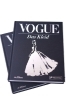 Buchcover und Innenansicht für das Buch: VOGUE The Gown