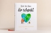 Buchcover und Innenansicht für das Buch: The Book of Gifts