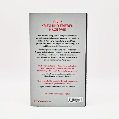 Buchcover und Innenansicht für das Buch: Twelve Post-War Tales