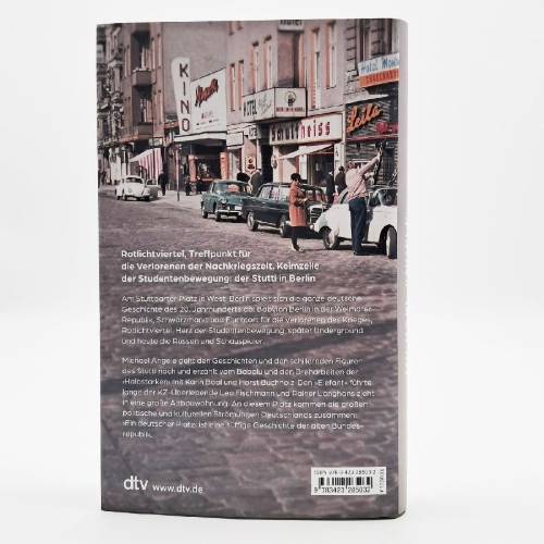 Buchcover und Innenansicht für das Buch: Ein deutscher Platz