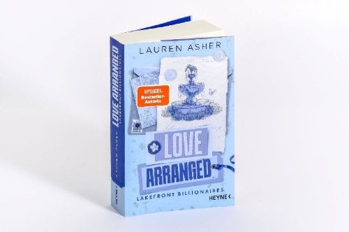 Buchcover und Innenansicht für das Buch: Love Arranged (Lakefront Billionaires 3)