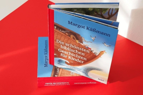 Buchcover und Innenansicht für das Buch: Die schönsten biblischen Geschichten für Kinder