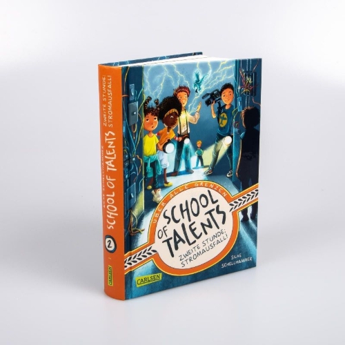 Buchcover und Innenansicht für das Buch: School of Talents 2: Zweite Stunde: Stromausfall!