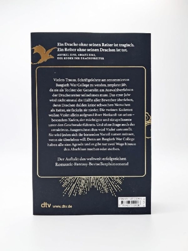 Buchcover und Innenansicht für das Buch: Fourth Wing (The Empyrean