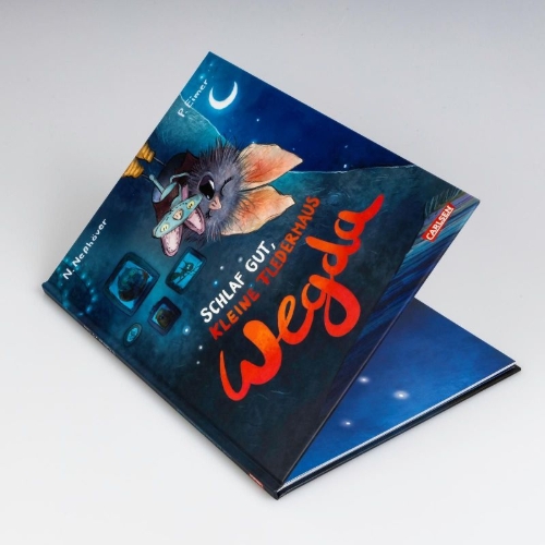 Buchcover und Innenansicht für das Buch: Die kleine Fledermaus Wegda: Schlaf gut, kleine Fledermaus Wegda!