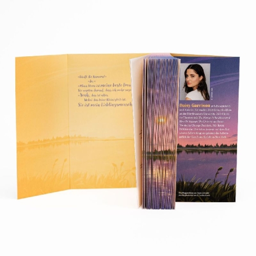 Buchcover und Innenansicht für das Buch: Six More Months of June