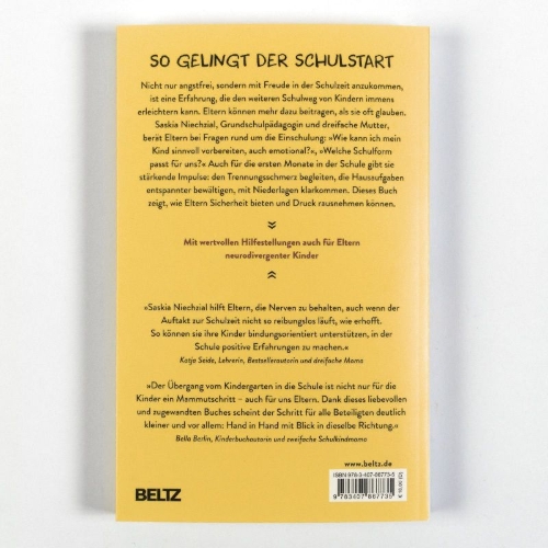 Buchcover und Innenansicht für das Buch: Hallo Schulanfang!