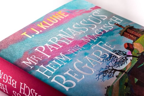 Buchcover und Innenansicht für das Buch: Mr. Parnassus' Heim für magisch Begabte