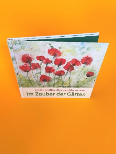 Buchcover und Innenansicht für das Buch: Im Zauber der Gärten