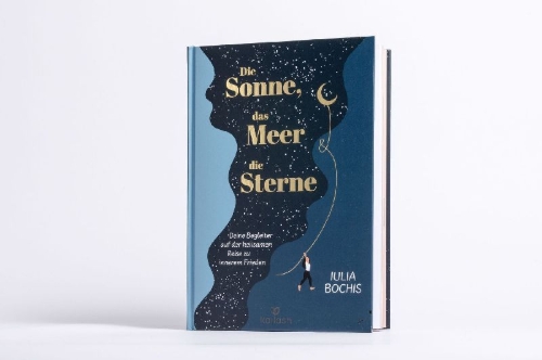 Buchcover und Innenansicht für das Buch: The Sun, the Sea and the Stars: Ancient wisdom as a healing journey