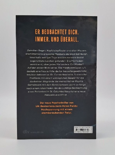 Buchcover und Innenansicht für das Buch: Watching you