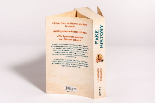 Buchcover und Innenansicht für das Buch: Fake History