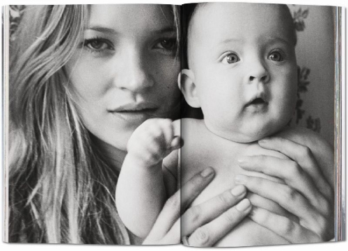 Buchcover und Innenansicht für das Buch: Kate Moss by Mario Testino