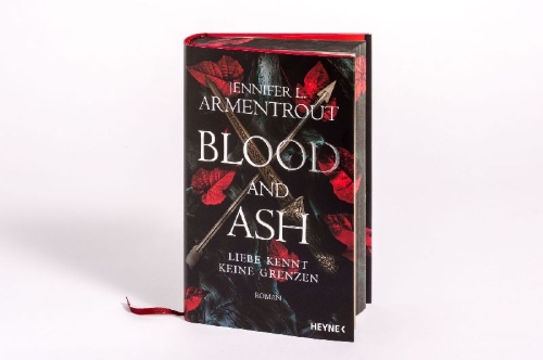 Buchcover und Innenansicht für das Buch: Blood and Ash - Liebe kennt keine Grenzen