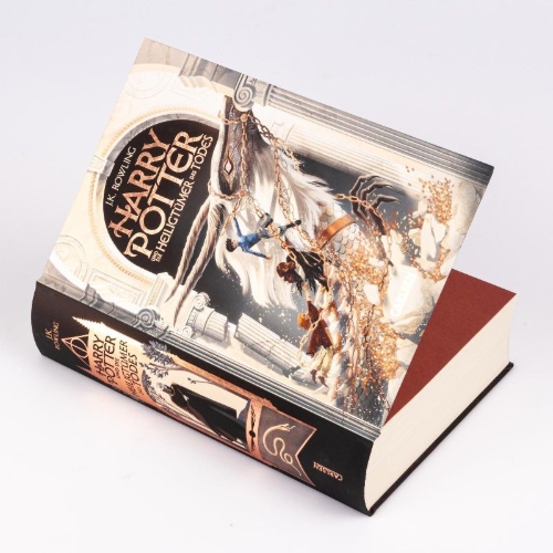 Buchcover und Innenansicht für das Buch: Harry Potter and the Deathly Hallows