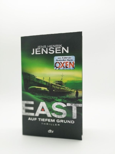 Buchcover und Innenansicht für das Buch: Hofnarren i Murmansk