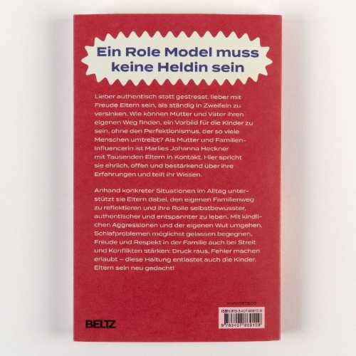 Buchcover und Innenansicht für das Buch: Vorbildlich unperfekt
