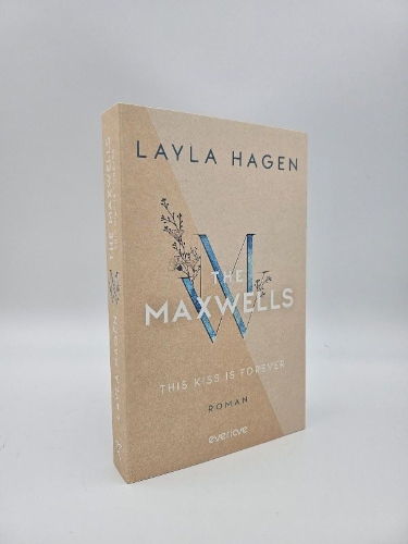 Buchcover und Innenansicht für das Buch: Hold Me Forever