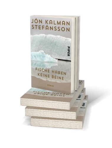 Buchcover und Innenansicht für das Buch: Fiskarnir hafa enga fatur