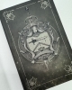 Buchcover und Innenansicht für das Buch: The Lion & the Deathless Dark