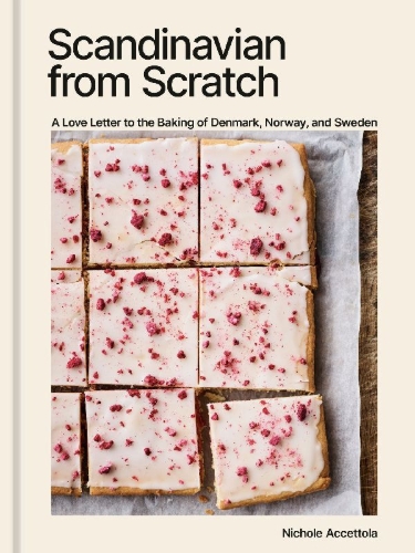Buchcover und Innenansicht für das Buch: Scandinavian from Scratch