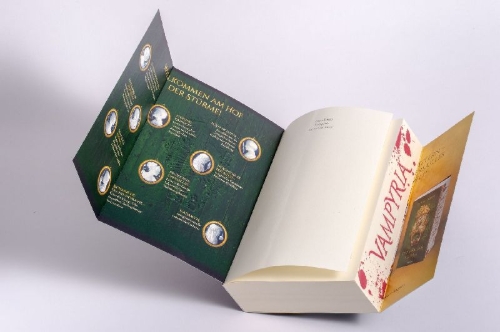 Buchcover und Innenansicht für das Buch: Vampyria 3. La Cour des Ouragans