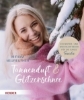 Buchcover und Innenansicht für das Buch: Tannenduft und Glitzerschnee. Ein Winter- und Weihnachtsbuch für die ganze Familie