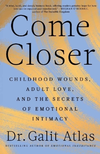 Buchcover und Innenansicht für das Buch: Come Closer